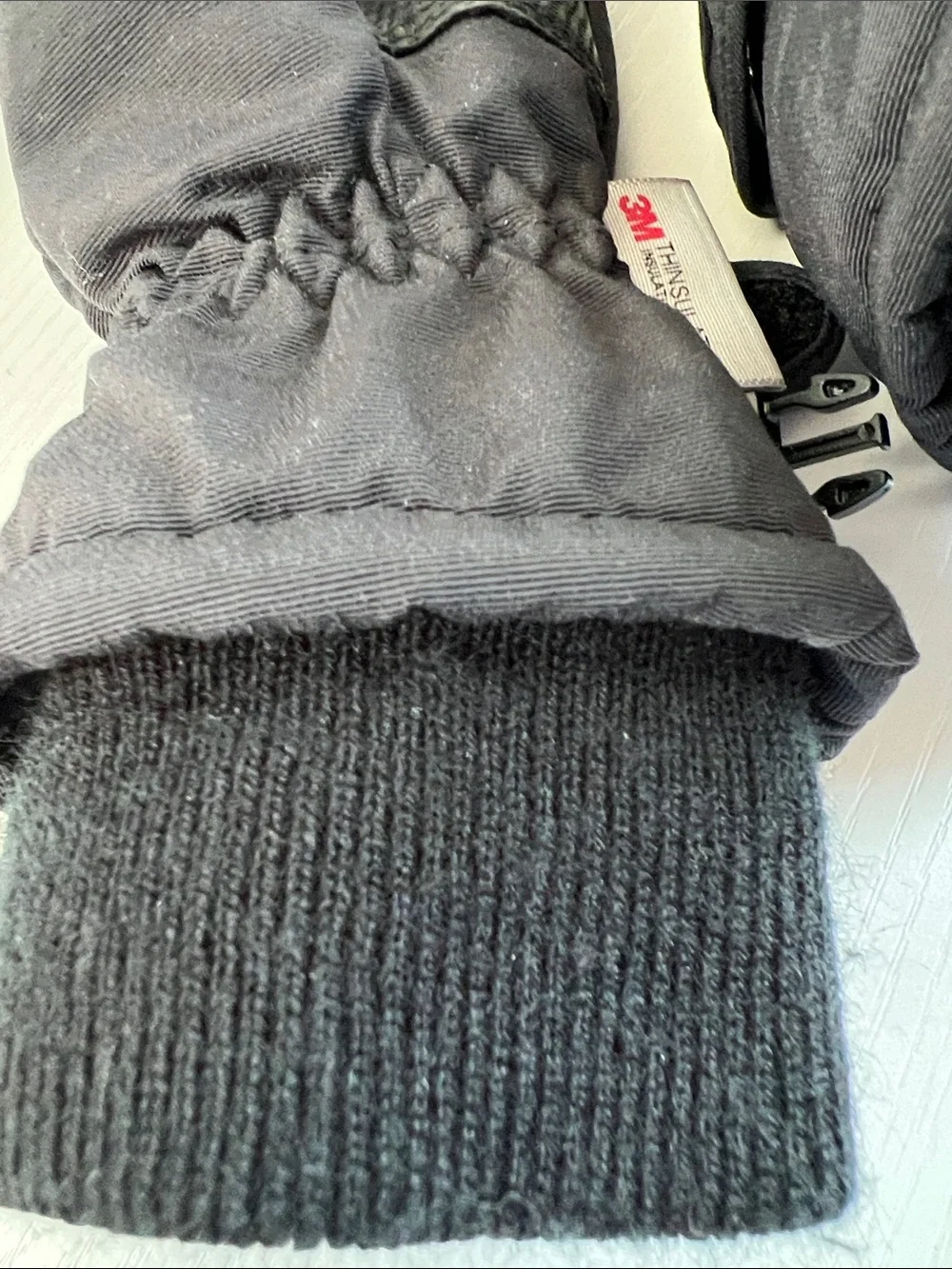 3M Thinsulate | Black Kids Mittens Size 2T/3T